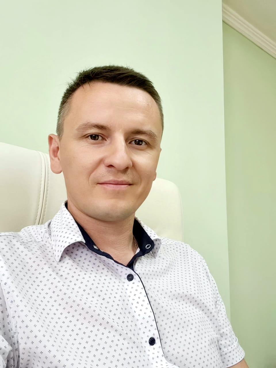 Теников Николай Александрович.